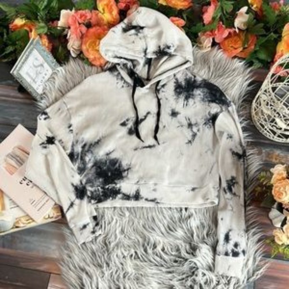 Floerns Long Sleeve Drawstring Black Tie Dye Crop Top Hoodie Sweatshirt, L